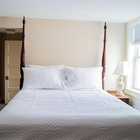 The General Stanton Inn Charlestown Extérieur photo