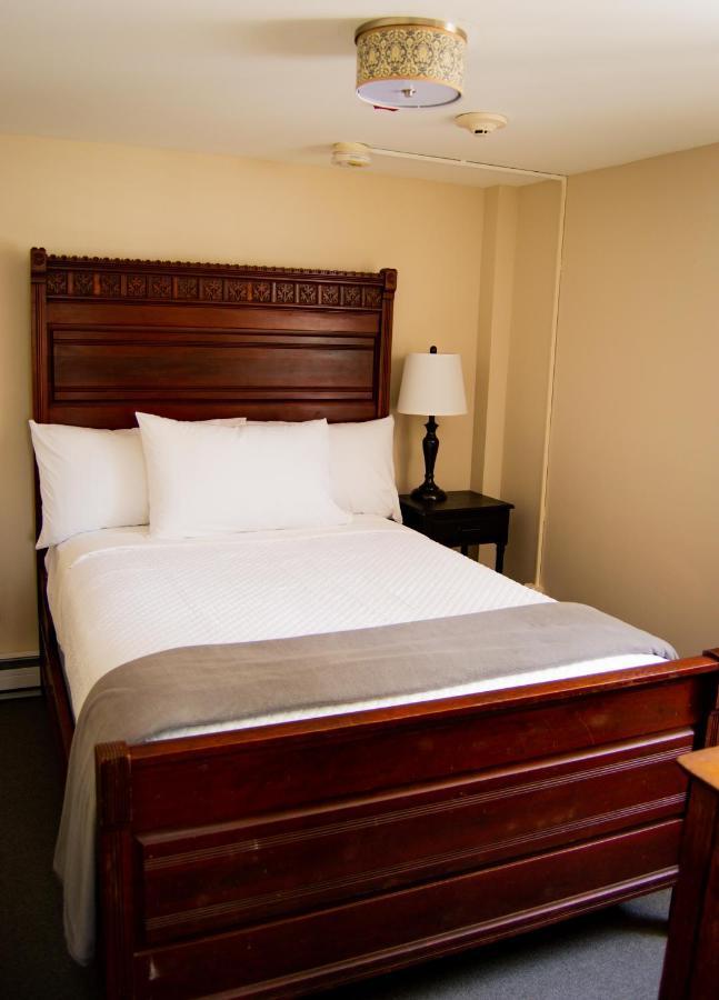 The General Stanton Inn Charlestown Extérieur photo