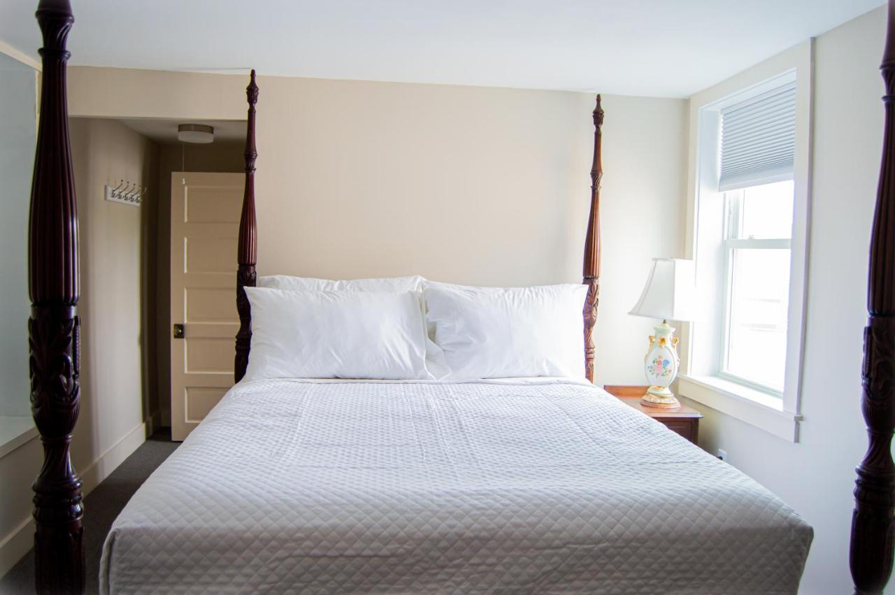 The General Stanton Inn Charlestown Extérieur photo