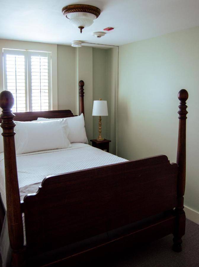 The General Stanton Inn Charlestown Extérieur photo