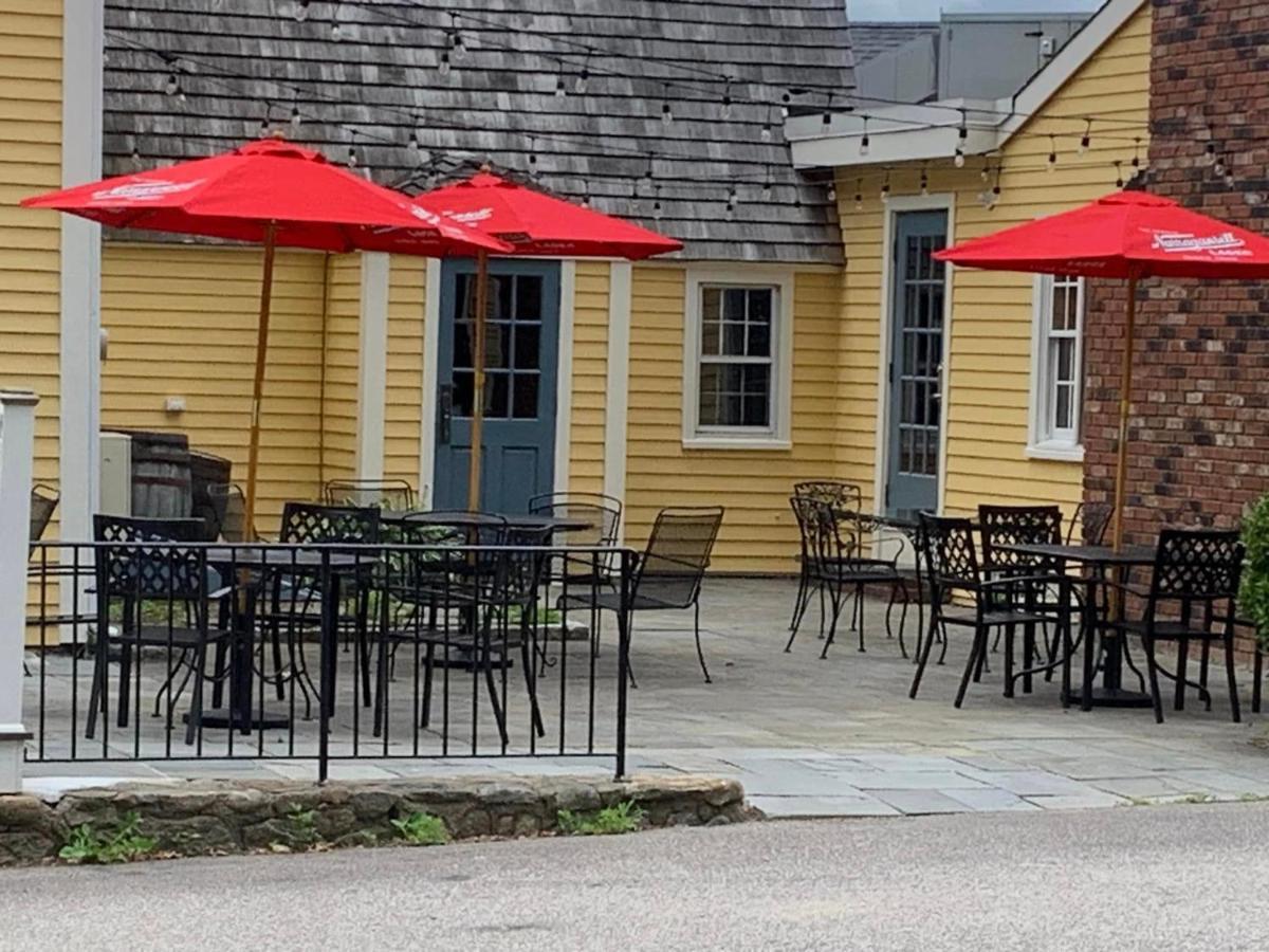 The General Stanton Inn Charlestown Extérieur photo