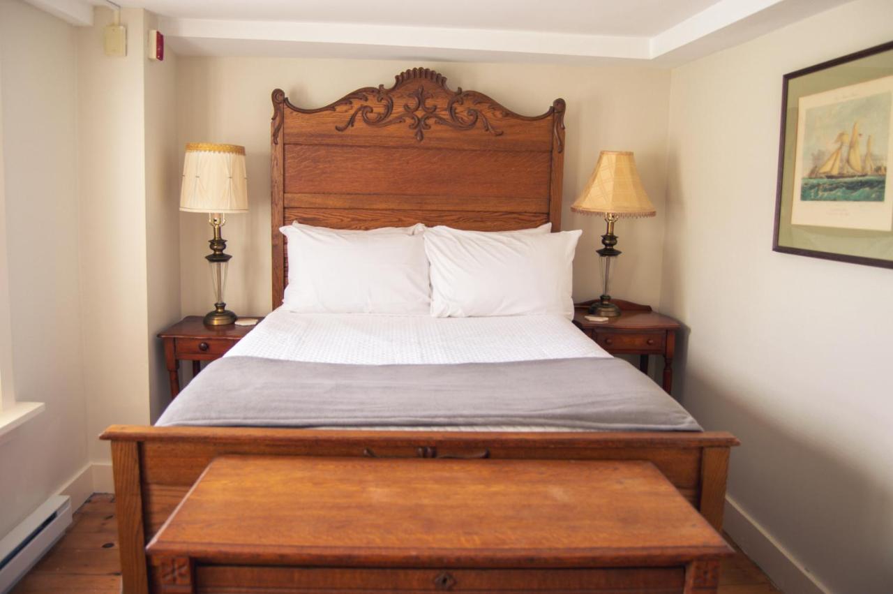 The General Stanton Inn Charlestown Extérieur photo