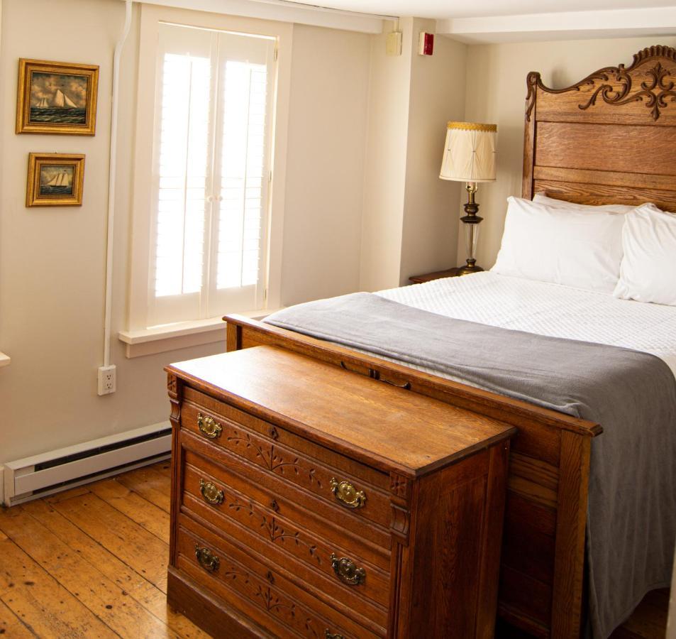 The General Stanton Inn Charlestown Extérieur photo