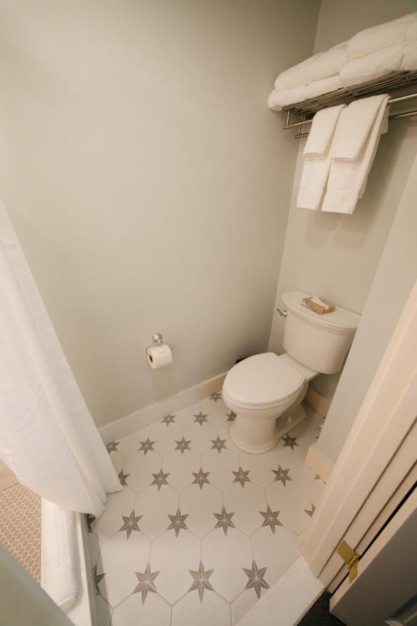 The General Stanton Inn Charlestown Extérieur photo