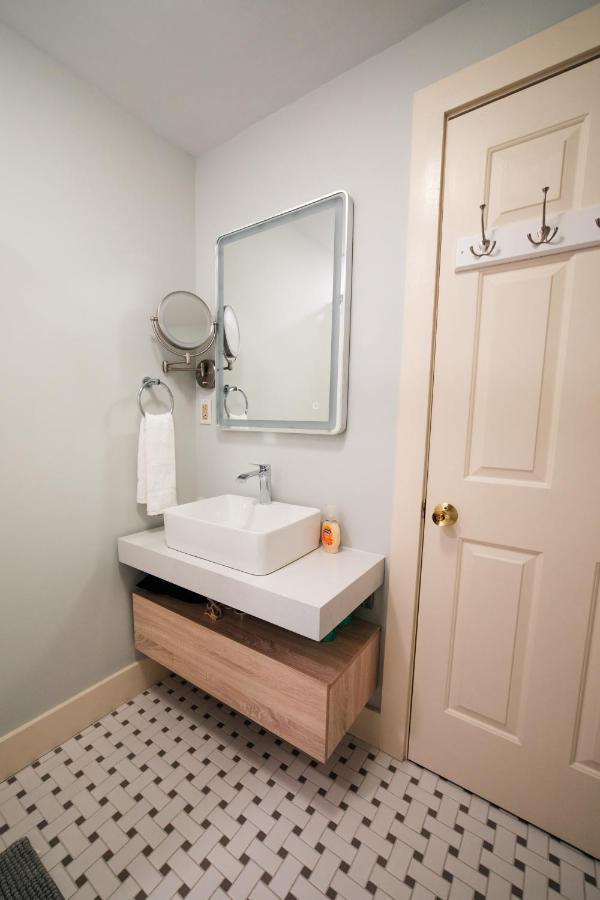 The General Stanton Inn Charlestown Extérieur photo